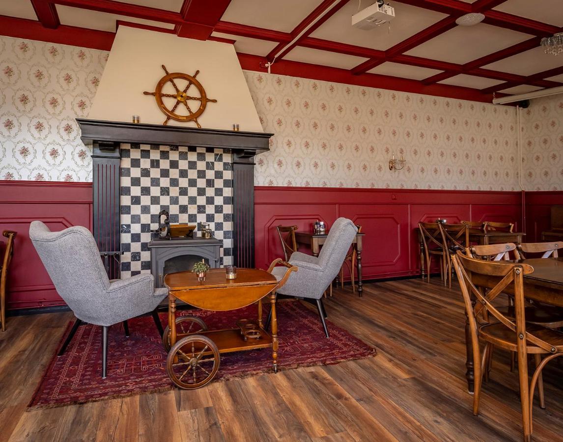 Hotel 'T Gemeentehuis Bedum Экстерьер фото